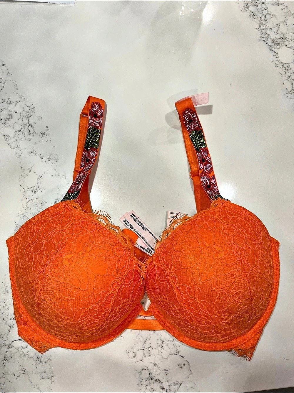 Victoria's Secret Very Sexy Push-Up Bra in Orange Size 34DDD NWT